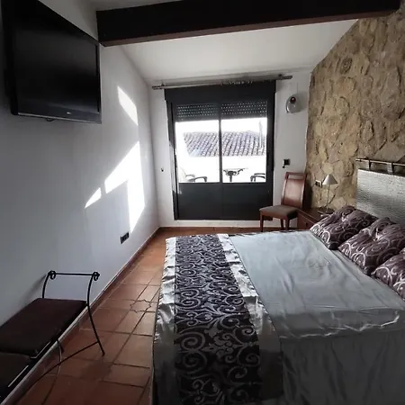 Hotel Rural Nogalas *